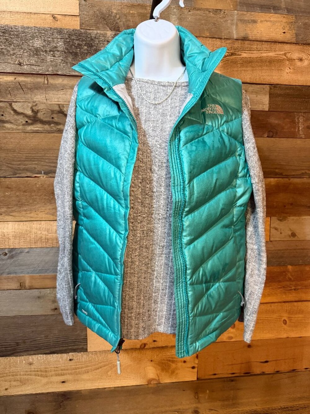 The North Face 550 fill Down Puffer Vest Teal Lightweight Outdoor Womens Sz. S